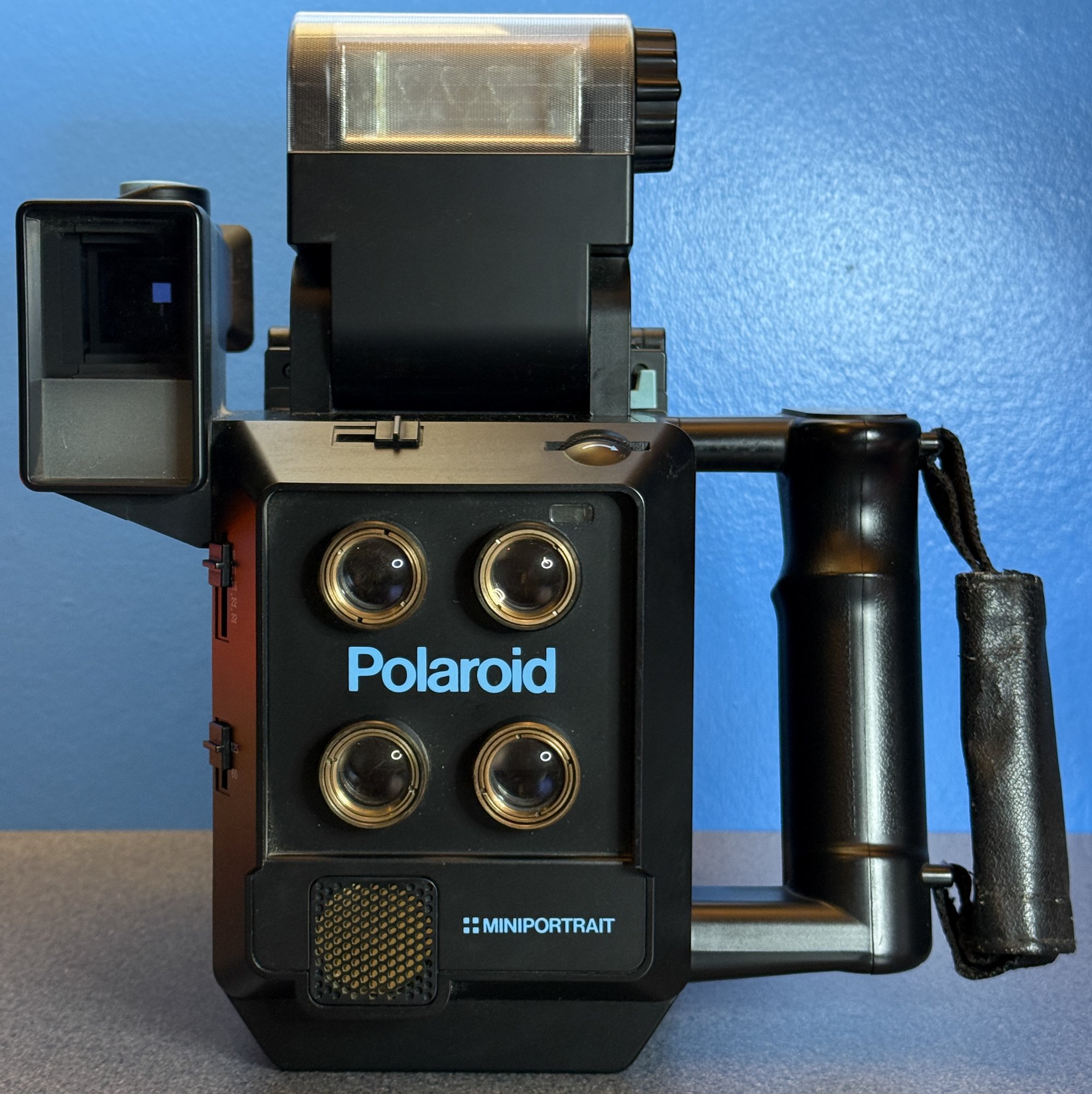 Polaroid MINIPORTRAIT 本体 Polaroid Miniportrait - four pictures in one — robmiles.com